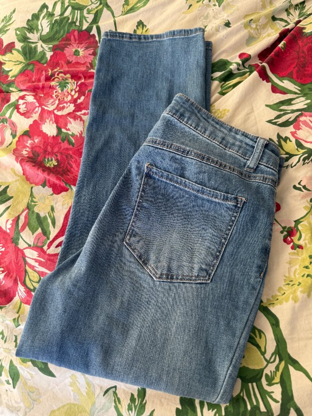 d. Jeans Women's  Straight Leg 12